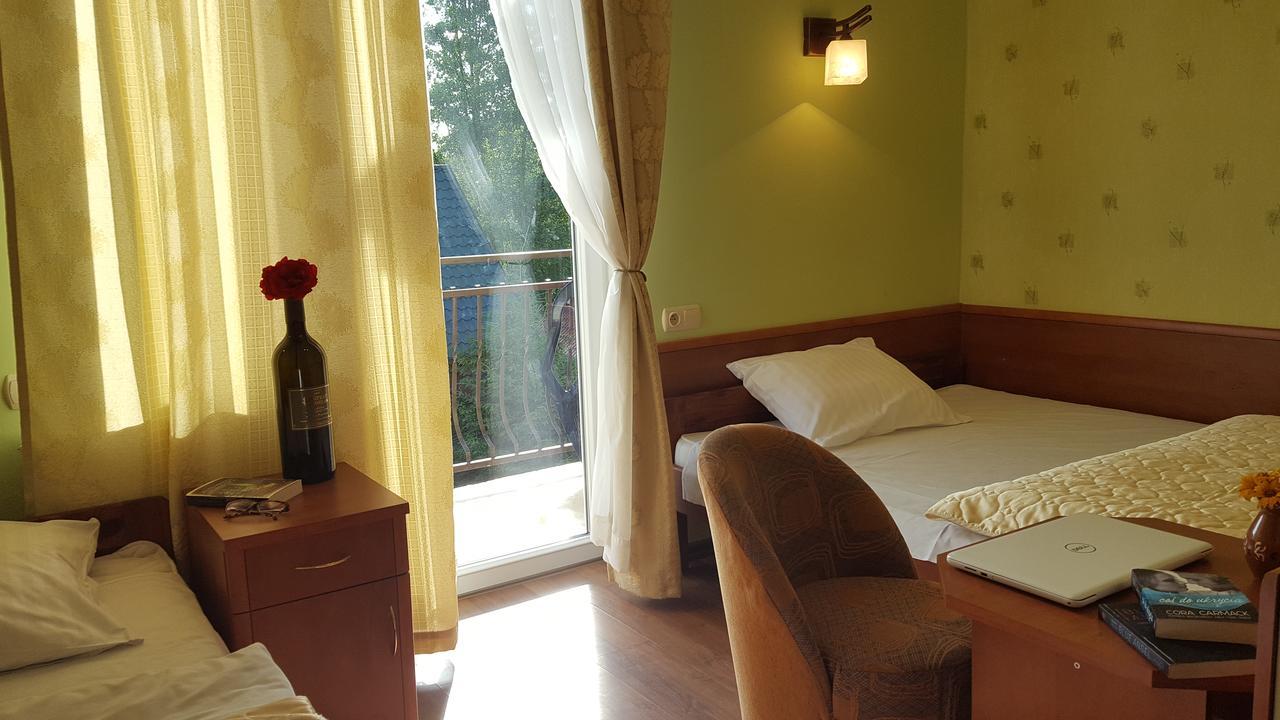 Gosciniec Kukle Bed & Breakfast Екстериор снимка