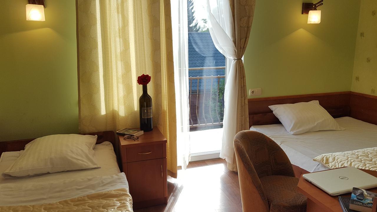 Gosciniec Kukle Bed & Breakfast Екстериор снимка