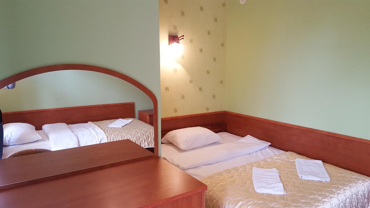Gosciniec Kukle Bed & Breakfast Екстериор снимка