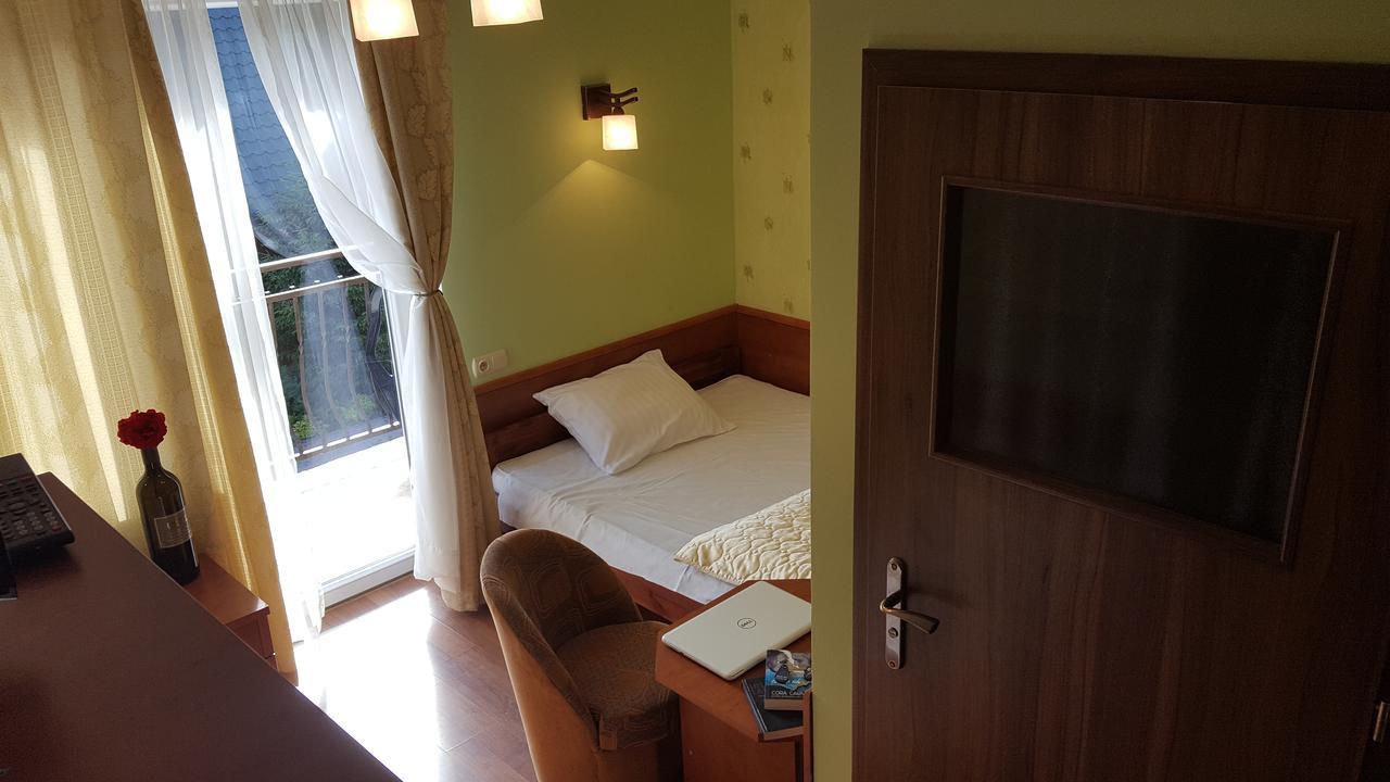 Gosciniec Kukle Bed & Breakfast Екстериор снимка